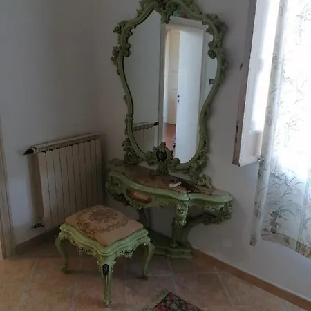 Oda ve Kahvaltı Marina