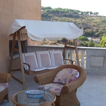 Oda ve Kahvaltı Marina 3*