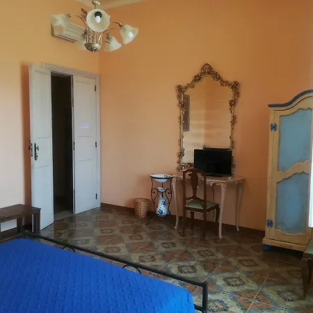 Marina Oda ve Kahvaltı