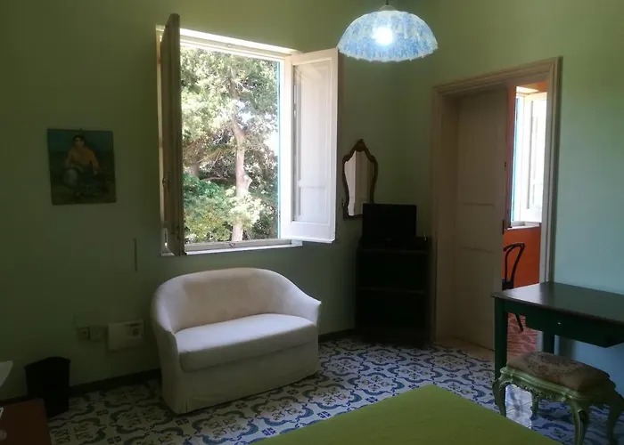 Marina 瓦尔德利切