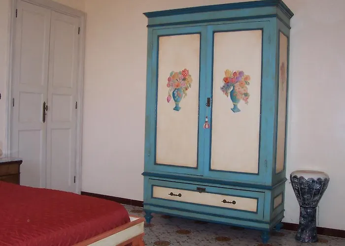 Marina 瓦尔德利切