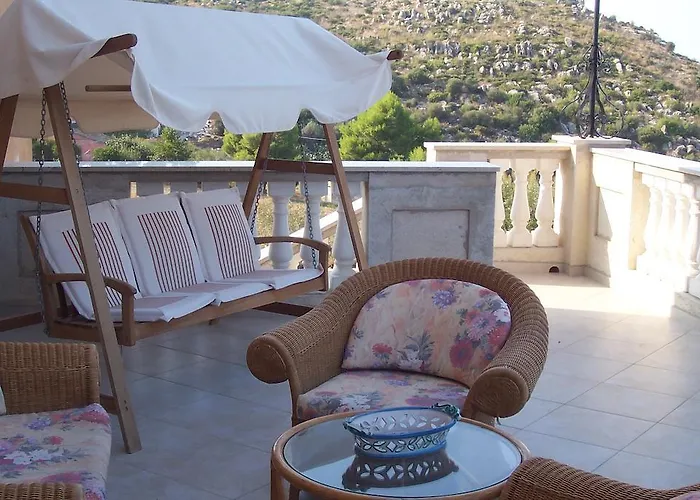 住宿加早餐酒店 Marina