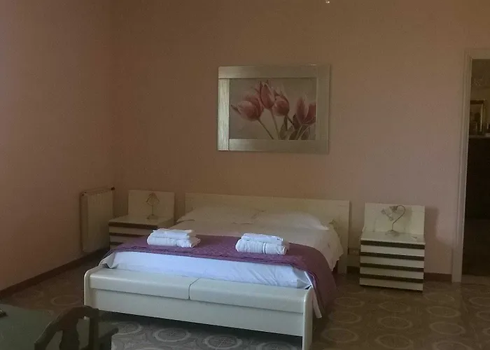 Marina 住宿加早餐酒店 瓦尔德利切